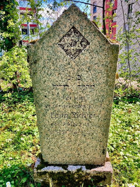 Grab von Edith Richter auf dem Pragfriedhof in Stuttgart